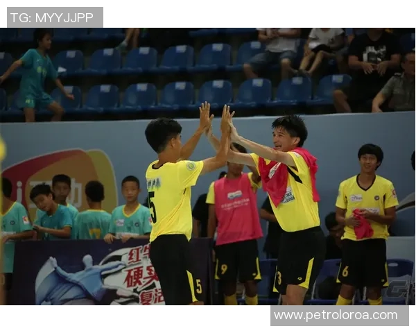 广州网球队在亚运会上的默契配合展现团队精神与竞技实力